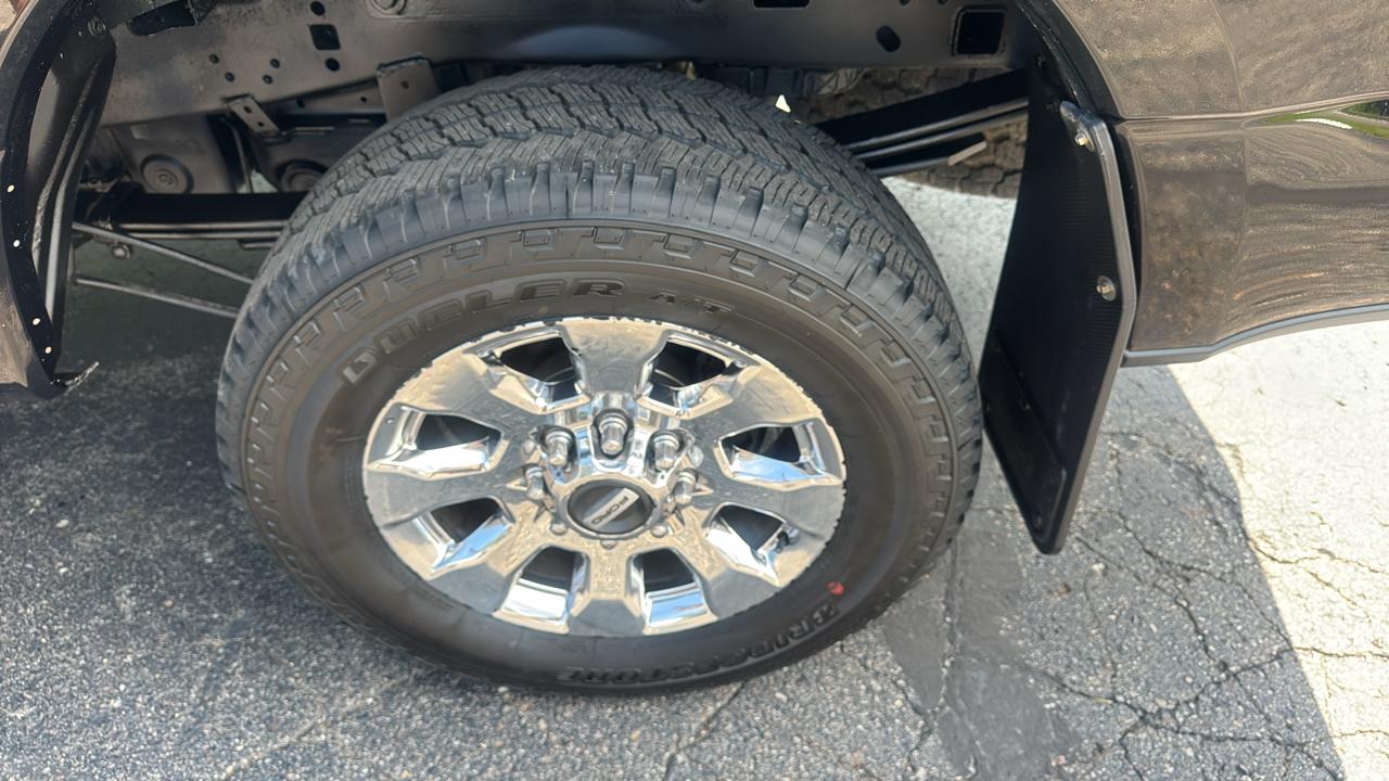 Ford F-250 SD Lariat Crew Cab Short Bed 4WD 2018