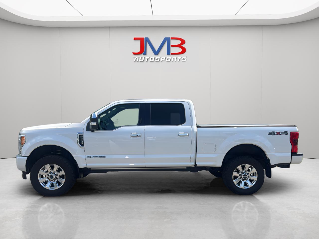 Ford F-250 SD Platinum Crew Cab 4WD 2017