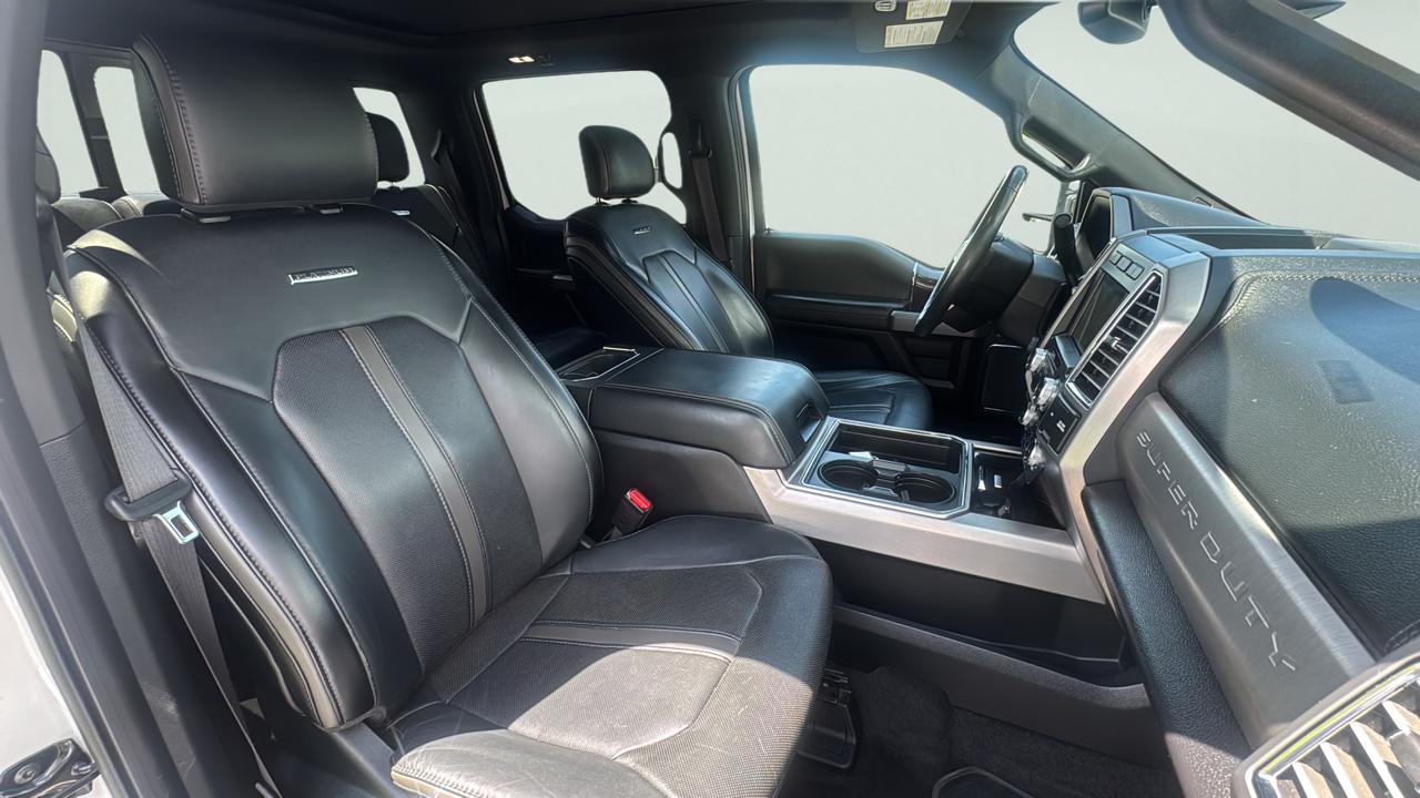Ford F-250 SD Platinum Crew Cab 4WD 2017