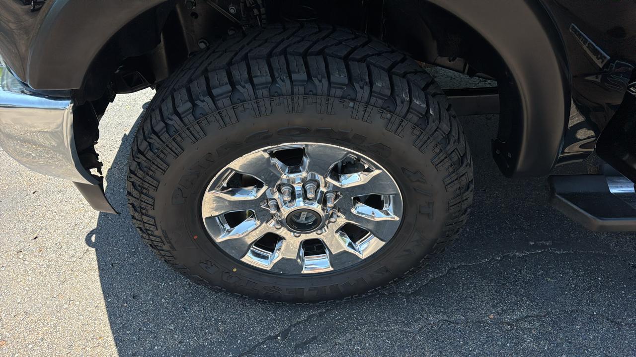 Ford F-250 SD Lariat Crew Cab Short Bed 4WD 2019