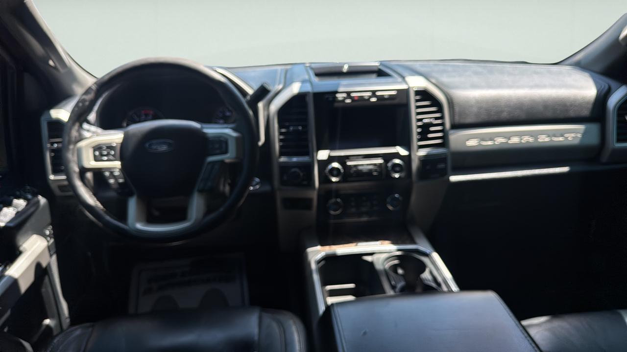 Ford F-250 SD Lariat Crew Cab Short Bed 4WD 2019