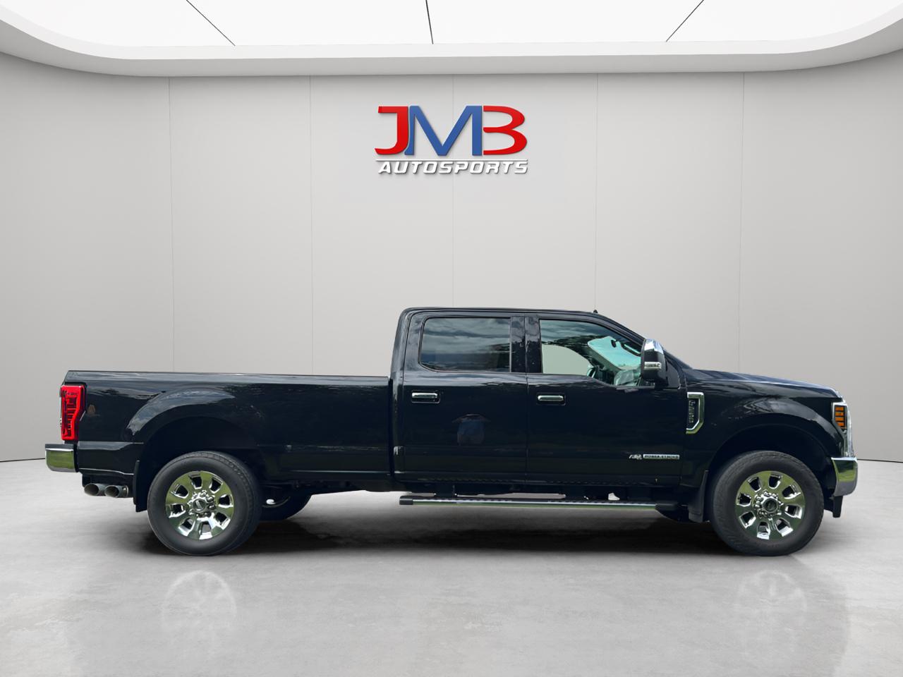 Ford F-250 SD XLT Crew Cab Long Bed 4WD 2019