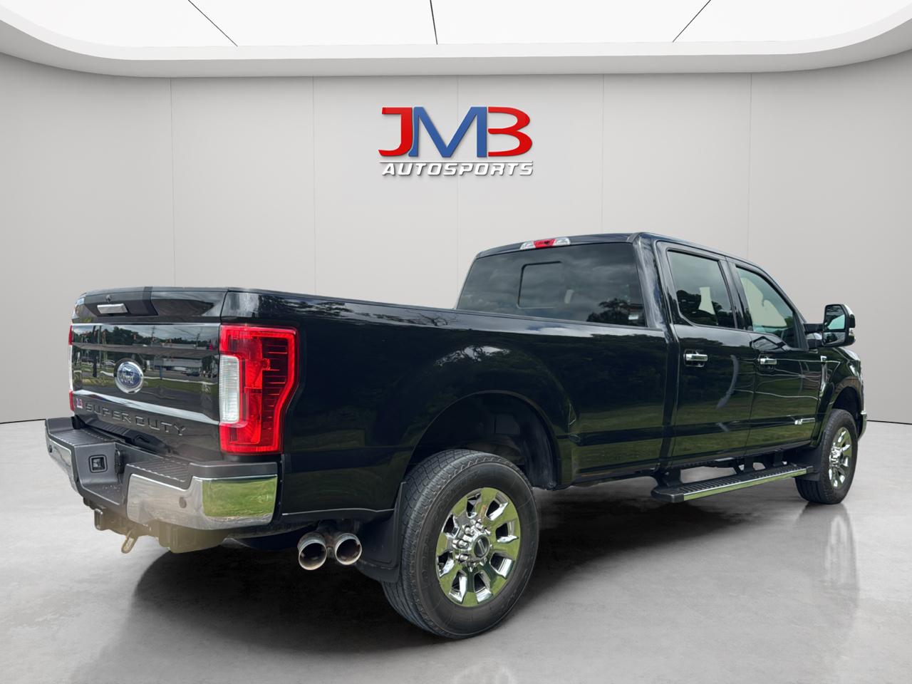 Ford F-250 SD XLT Crew Cab Long Bed 4WD 2019