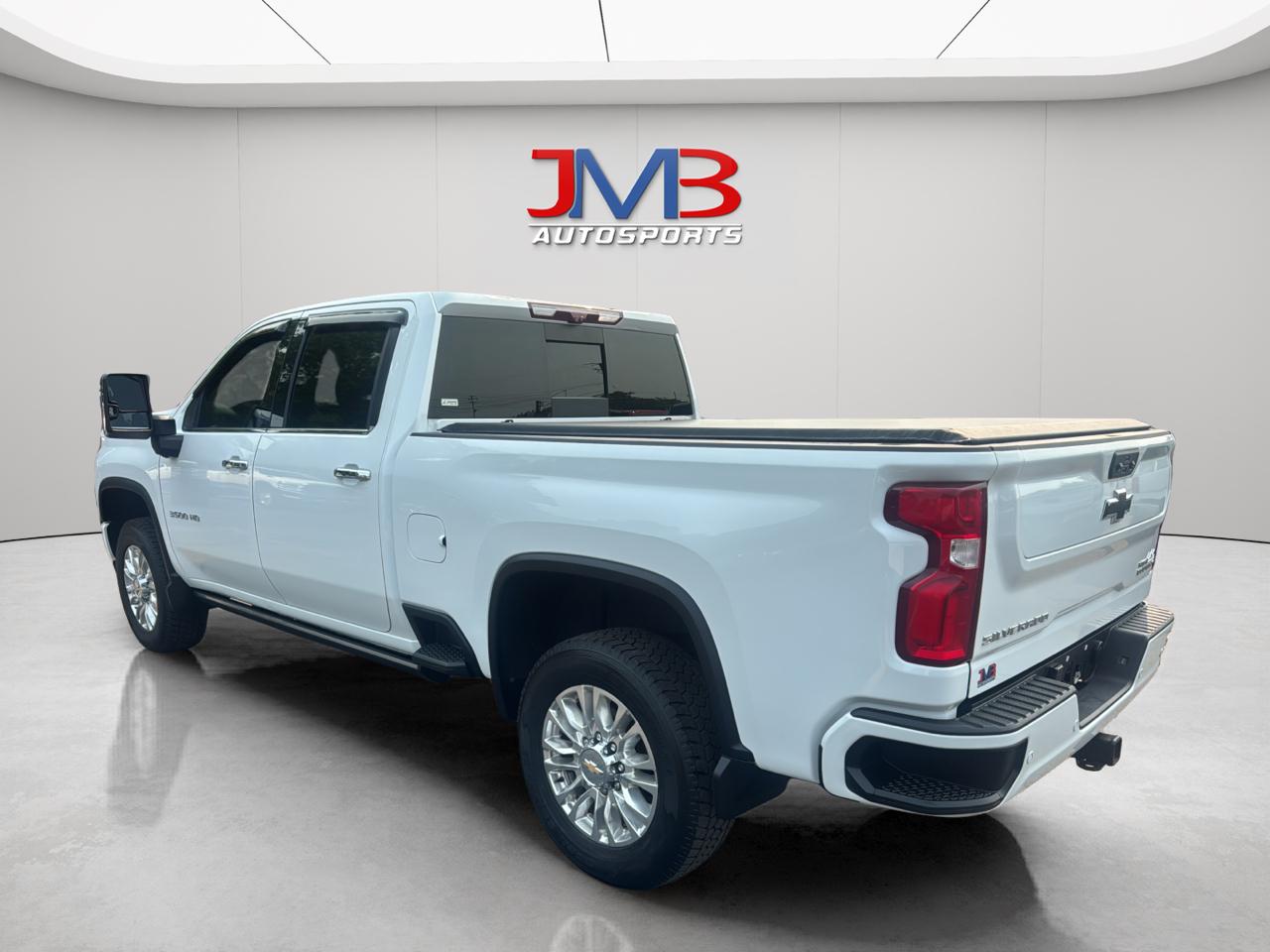 Chevrolet Silverado 3500HD High Country Crew Cab 4WD 2022