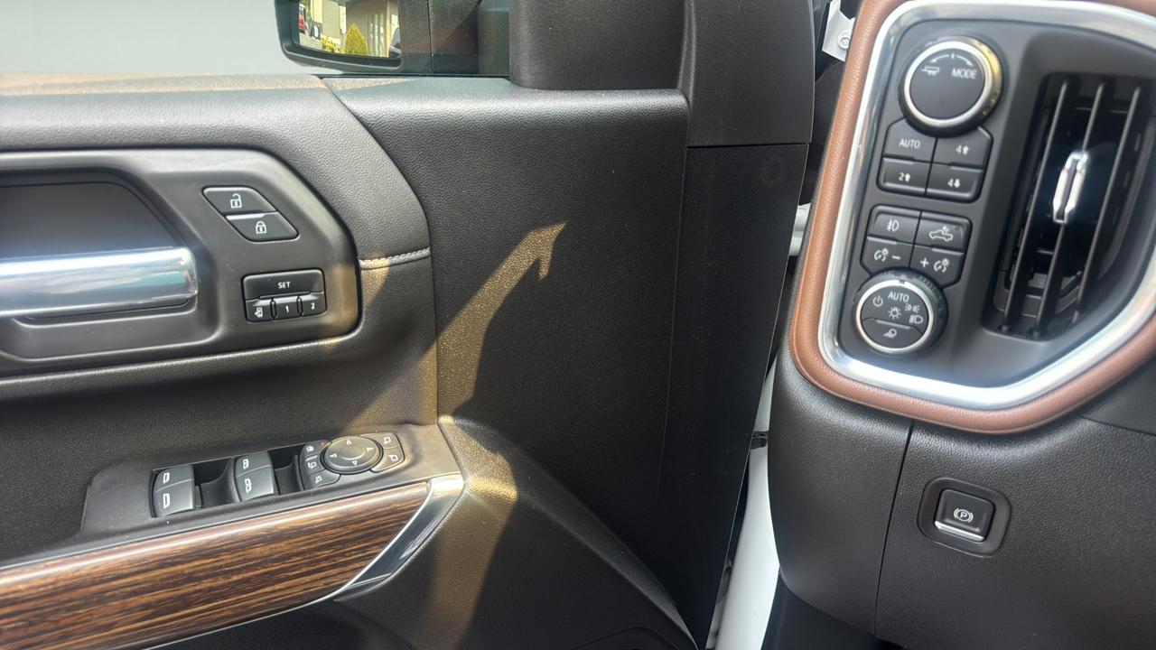 Chevrolet Silverado 3500HD High Country Crew Cab 4WD 2022
