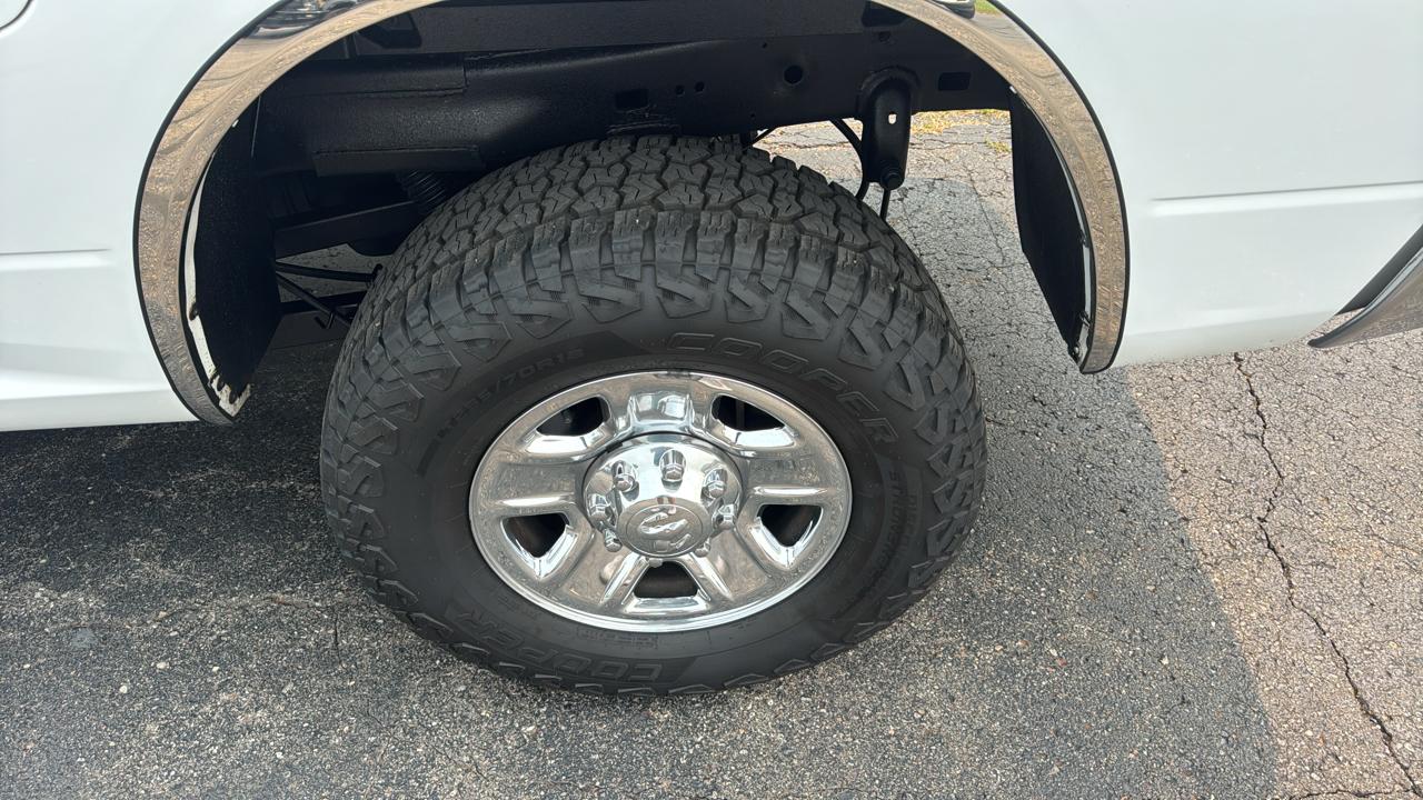 RAM 2500 SLT Crew Cab SWB 4WD 2016