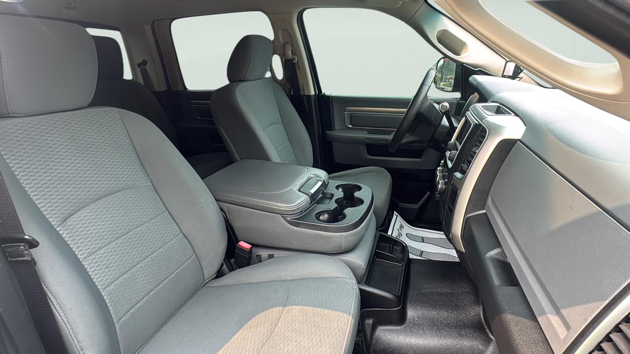 RAM 2500 SLT Crew Cab SWB 4WD 2016
