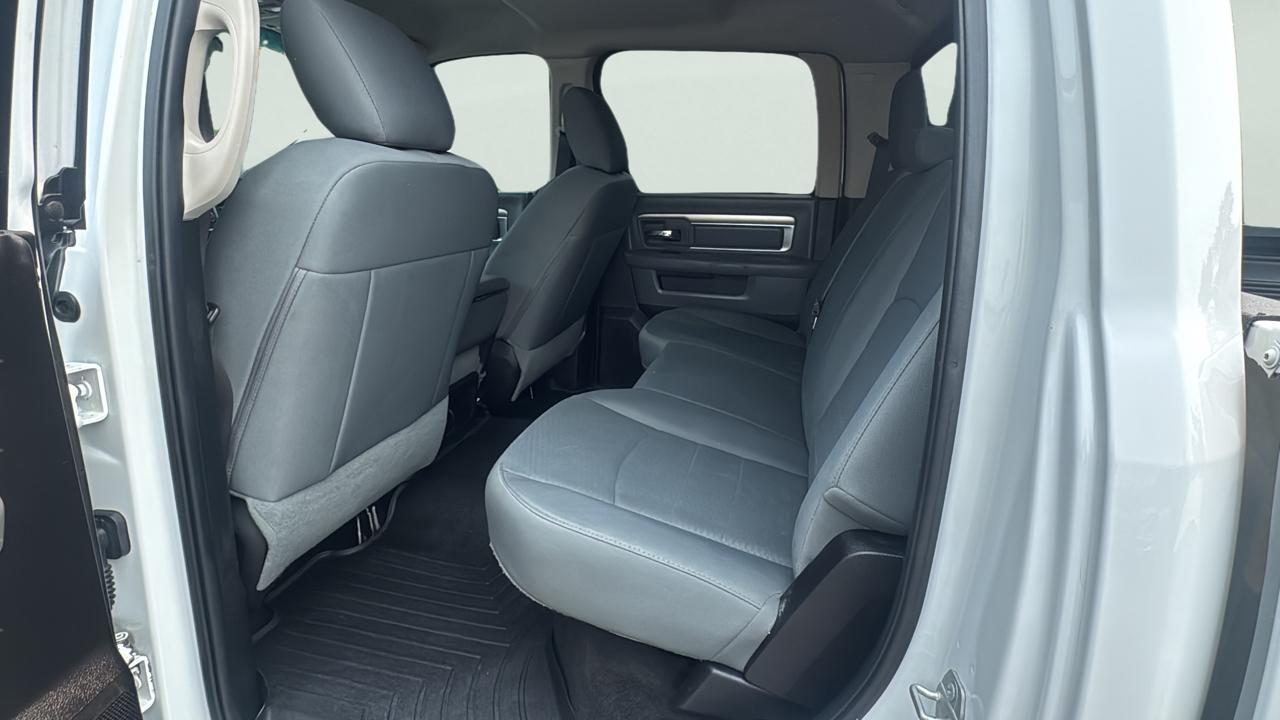 RAM 2500 SLT Crew Cab SWB 4WD 2016