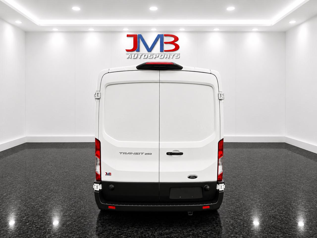 Ford Transit 250 Van 2023