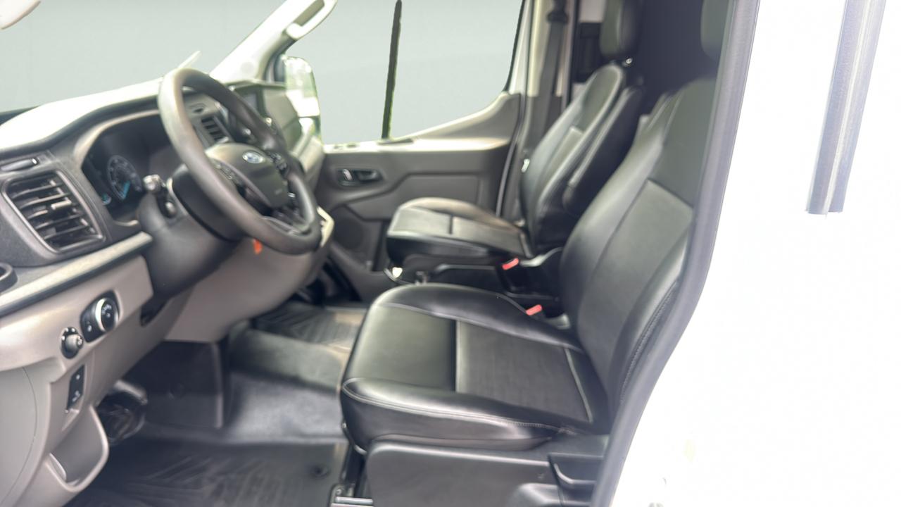 Ford Transit 250 Van 2023