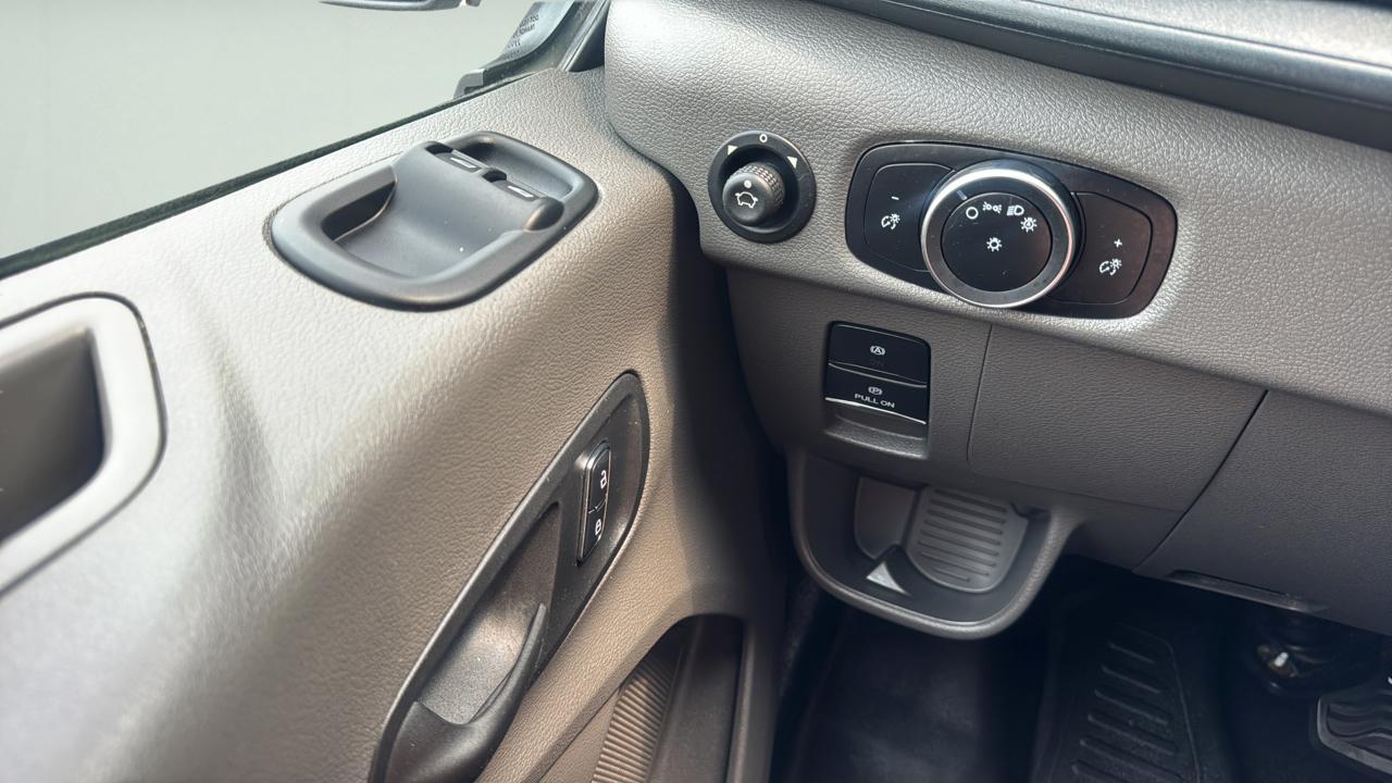 Ford Transit 250 Van 2023