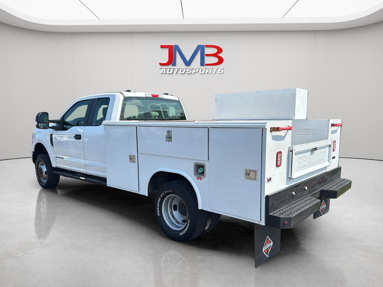 Ford F-350 SD XL SuperCab Long Bed 4WD DRW 2021