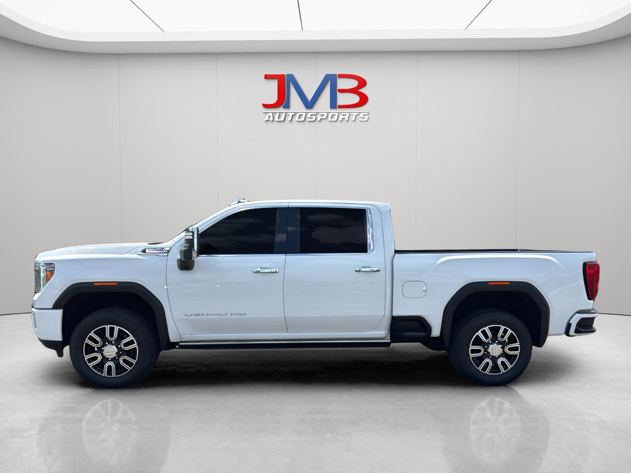 GMC Sierra 2500HD Denali Crew Cab 4WD 2021