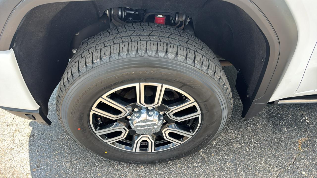 GMC Sierra 2500HD Denali Crew Cab 4WD 2021