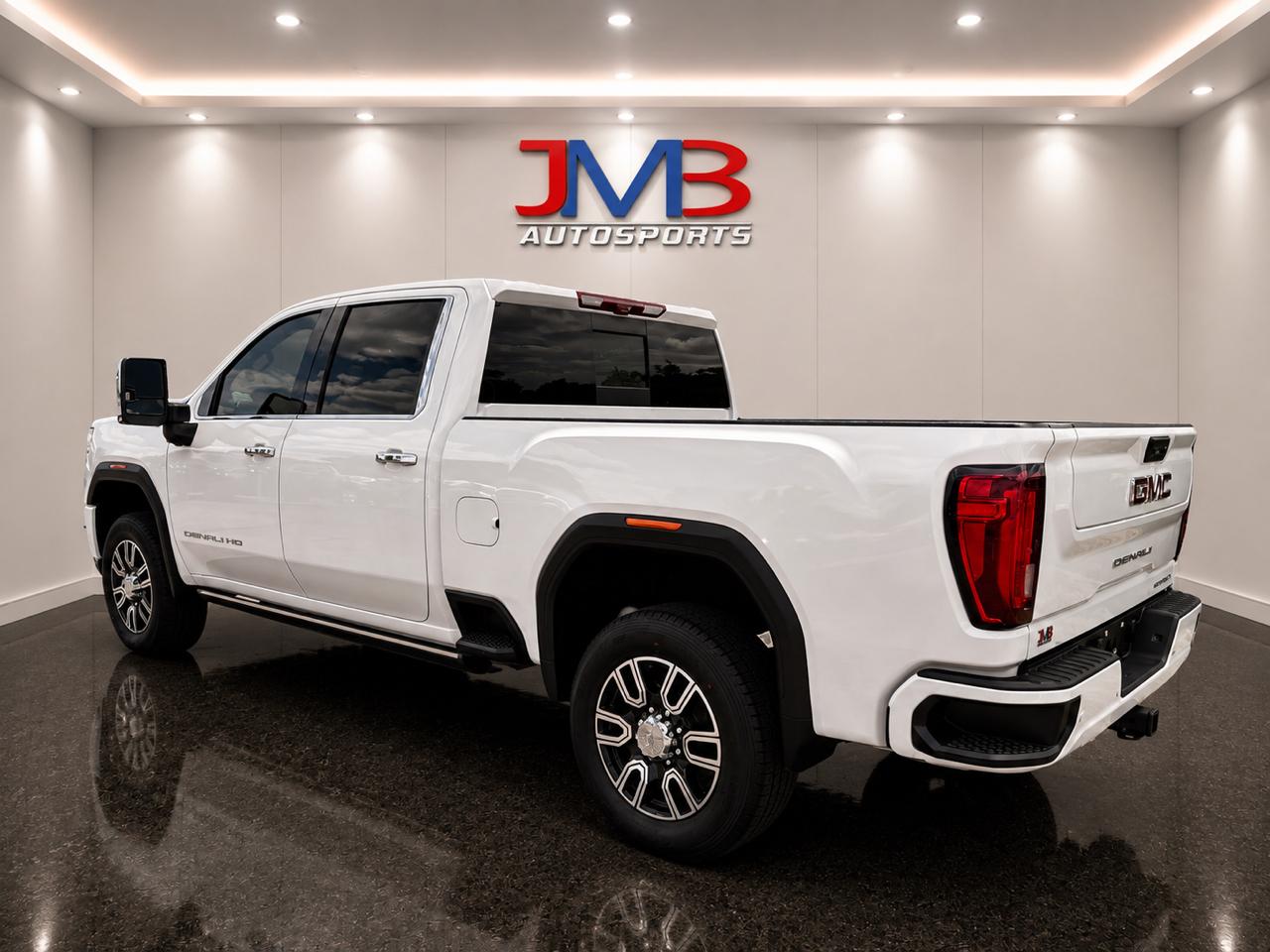 GMC Sierra 2500HD Denali Crew Cab 4WD 2021