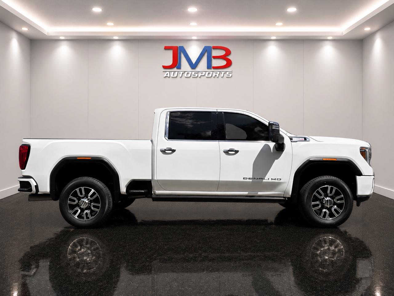 GMC Sierra 2500HD Denali Crew Cab 4WD 2021
