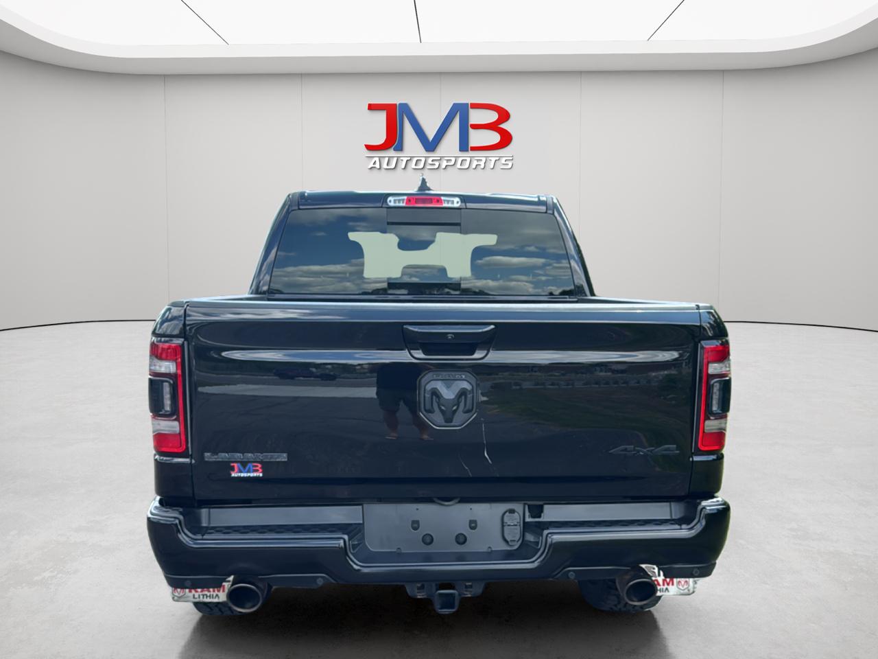 RAM 1500 Laramie Crew Cab SWB 4WD 2022