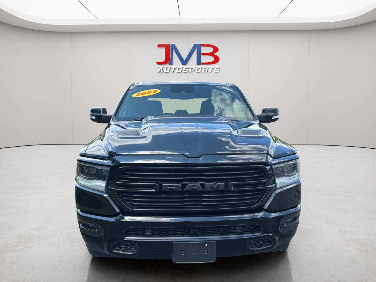 RAM 1500 Laramie Crew Cab SWB 4WD 2022