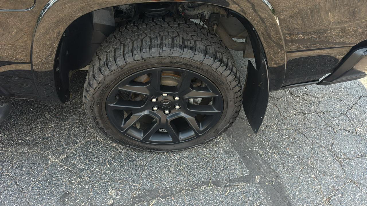 RAM 1500 Laramie Crew Cab SWB 4WD 2022