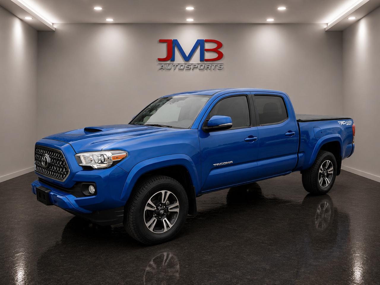 Toyota Tacoma  2018