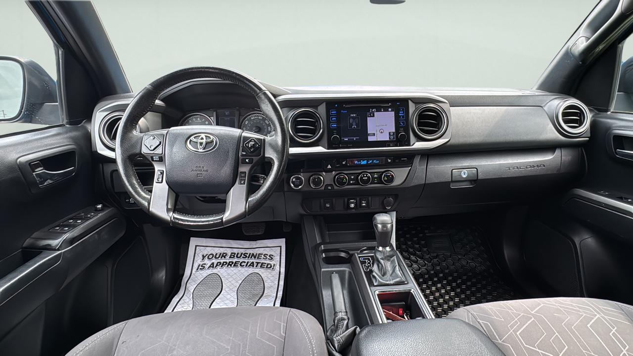 Toyota Tacoma  2018