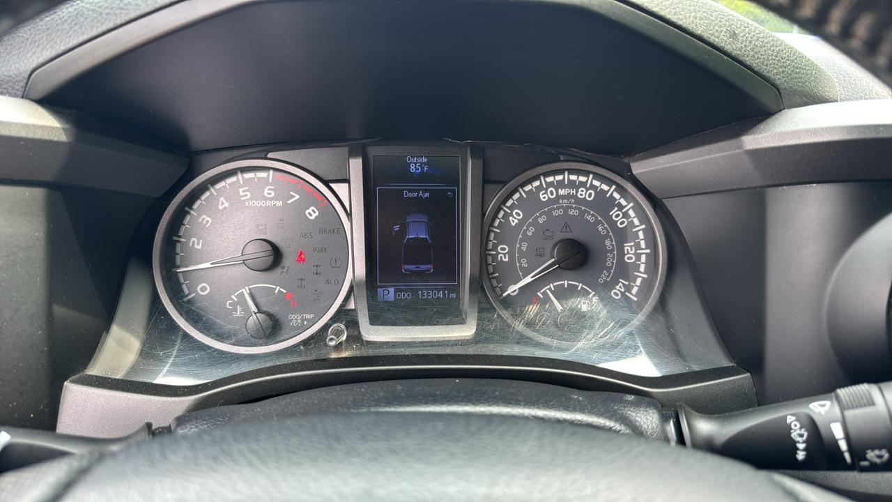 Toyota Tacoma  2018