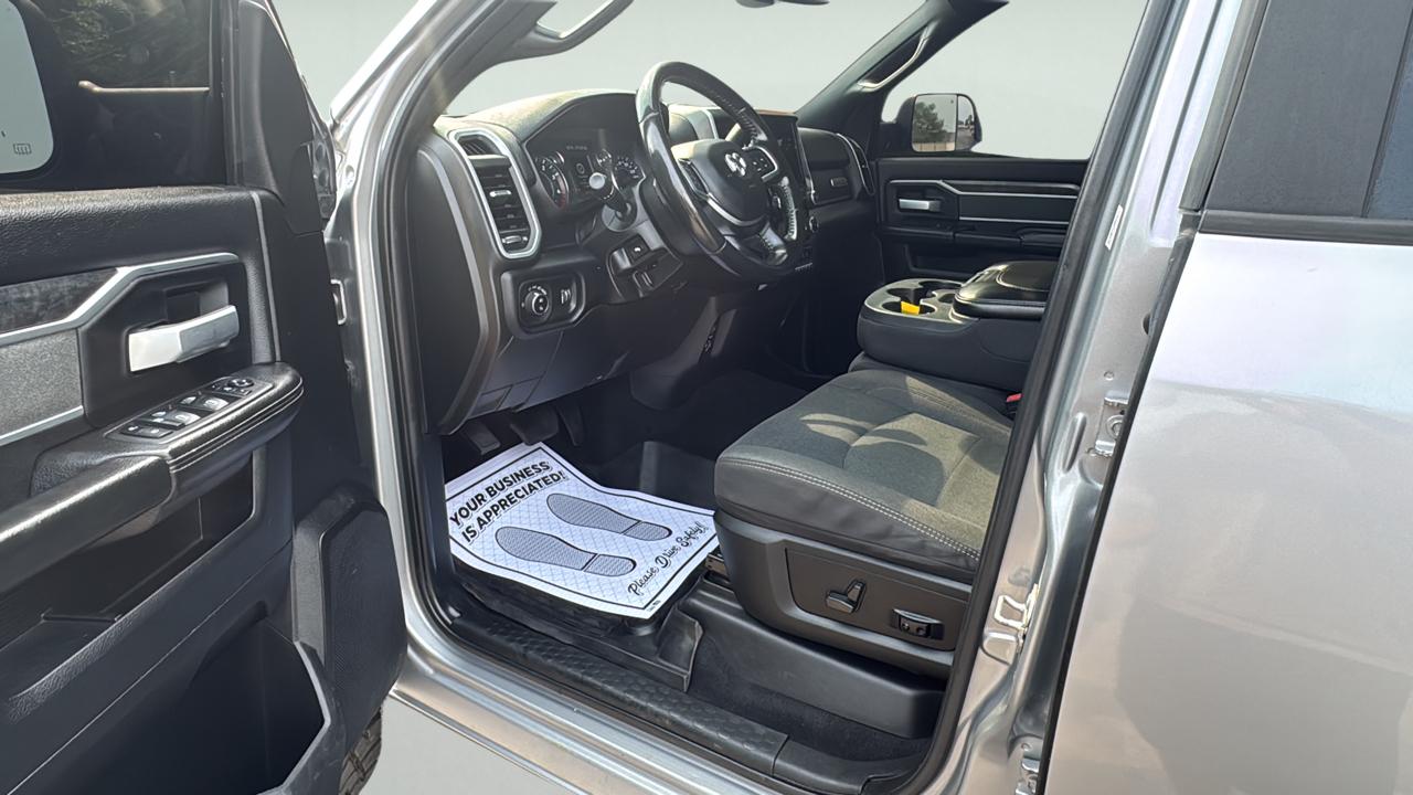 RAM 3500 Big Horn Crew Cab LWB 4WD 2021