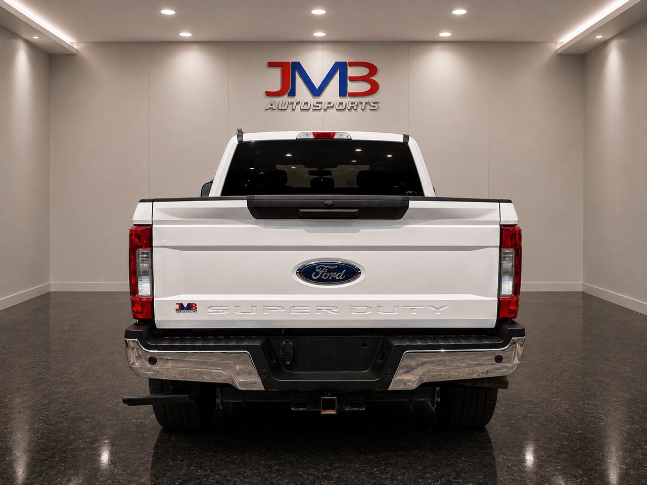 Ford F-250 SD XLT Crew Cab 2WD 2019