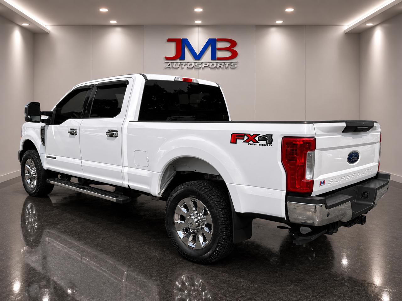 Ford F-250 SD XLT Crew Cab 2WD 2019