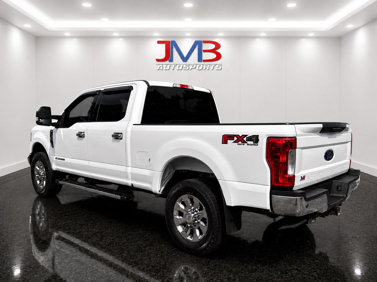 Ford F-250 SD XLT Crew Cab 2WD 2019