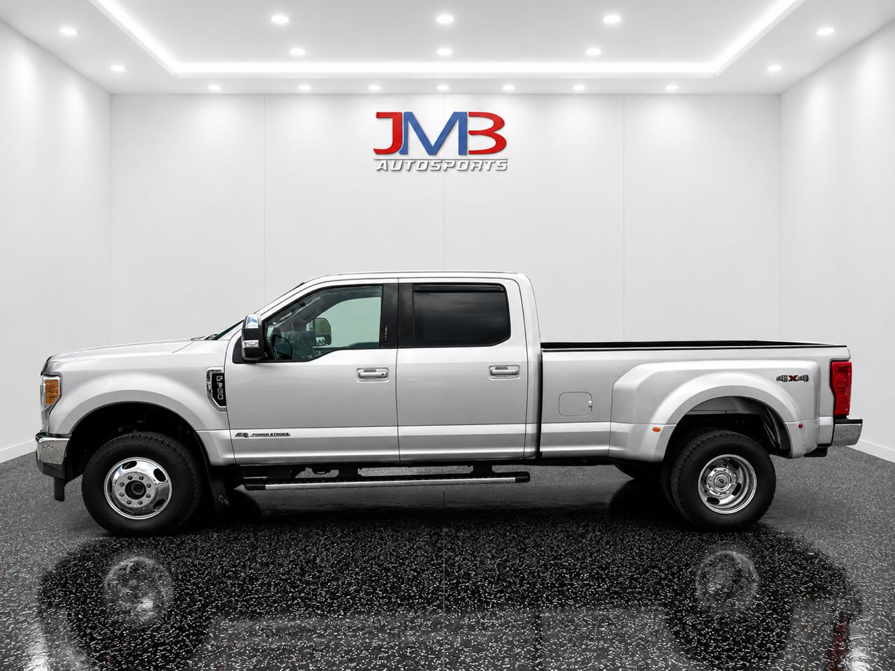 Ford F-350 SD Lariat Crew Cab LWB DRW 4WD 2017