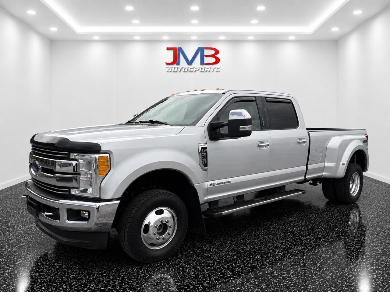 Ford F-350 SD Lariat Crew Cab LWB DRW 4WD 2017