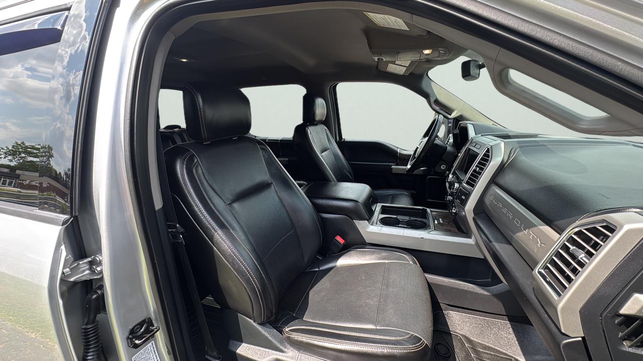 Ford F-350 SD Lariat Crew Cab LWB DRW 4WD 2017