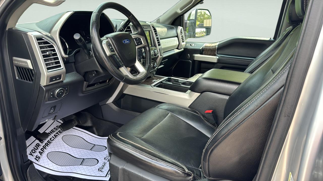 Ford F-350 SD Lariat Crew Cab LWB DRW 4WD 2017