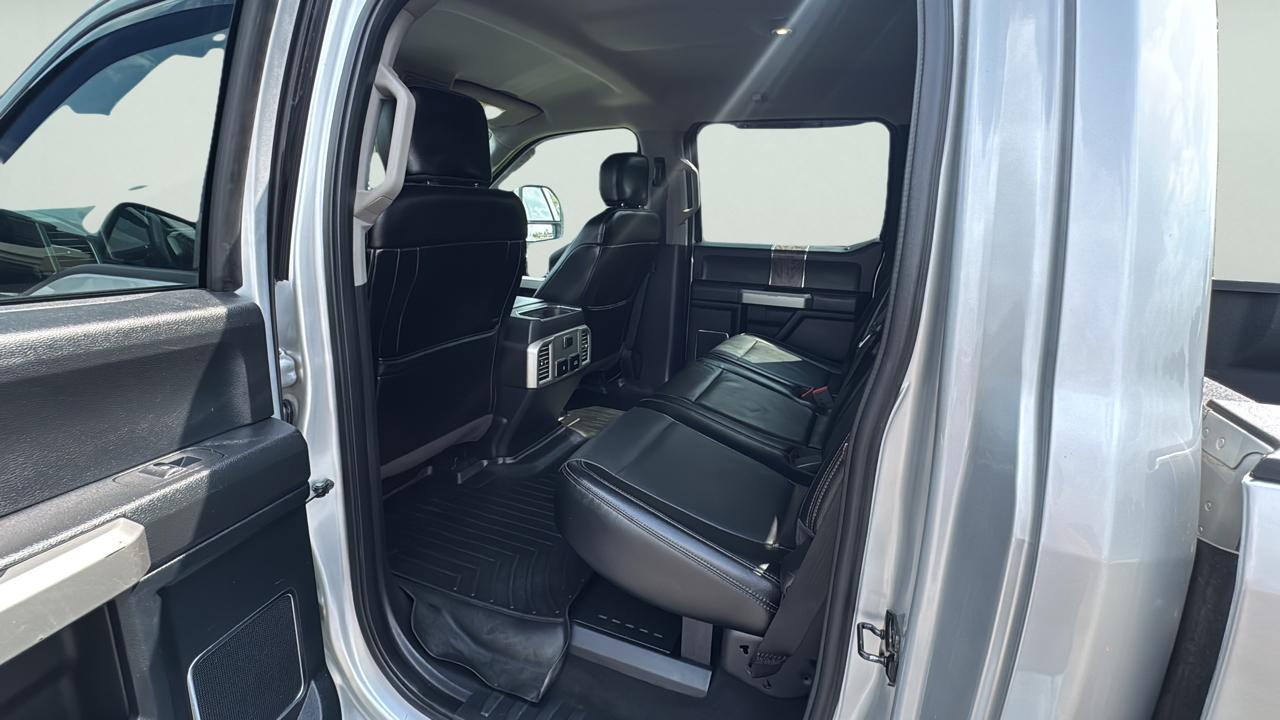 Ford F-350 SD Lariat Crew Cab LWB DRW 4WD 2017