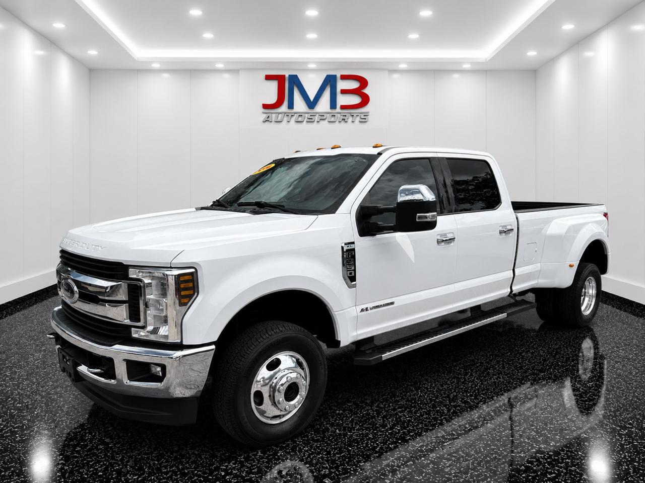 Ford F-350 SD XLT Crew Cab Long Bed DRW 4WD 2019