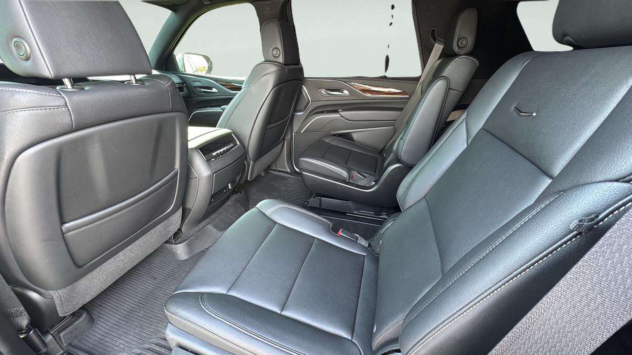 Cadillac Escalade Luxury 4WD 2024