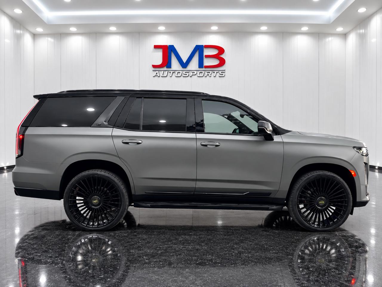 Cadillac Escalade Luxury 4WD 2024
