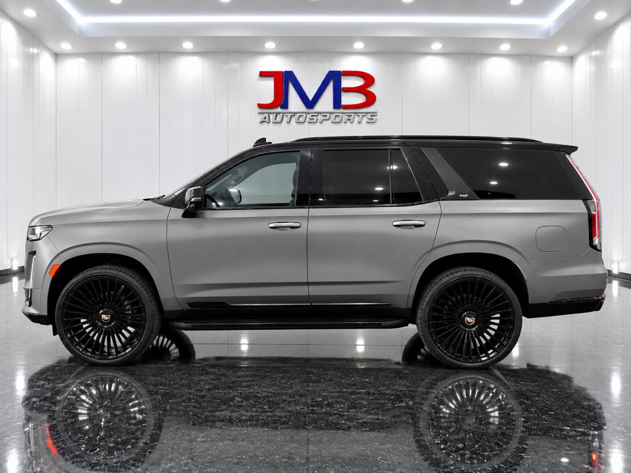 Cadillac Escalade Luxury 4WD 2024