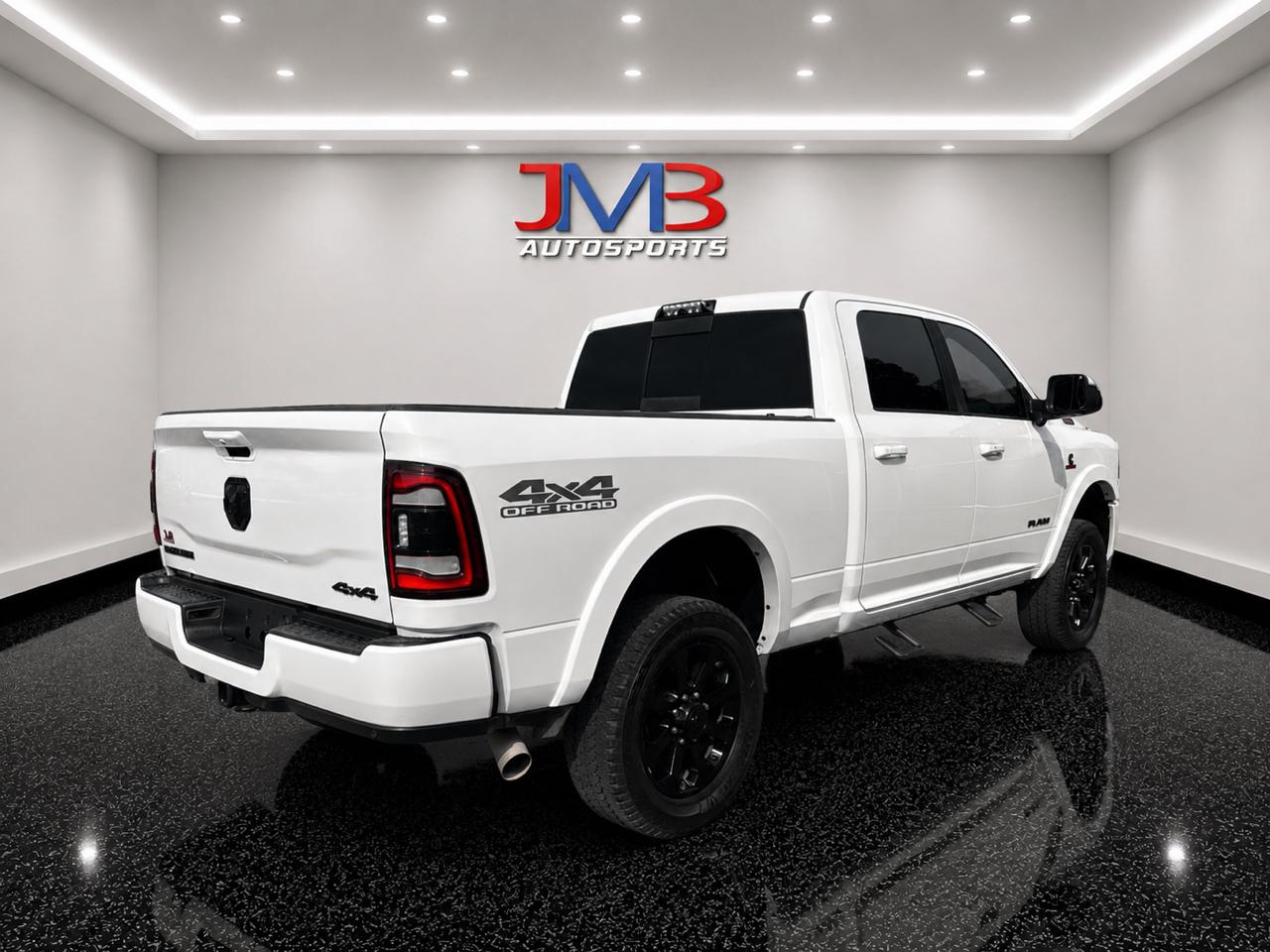 RAM 2500 Laramie Crew Cab SWB 4WD 2021