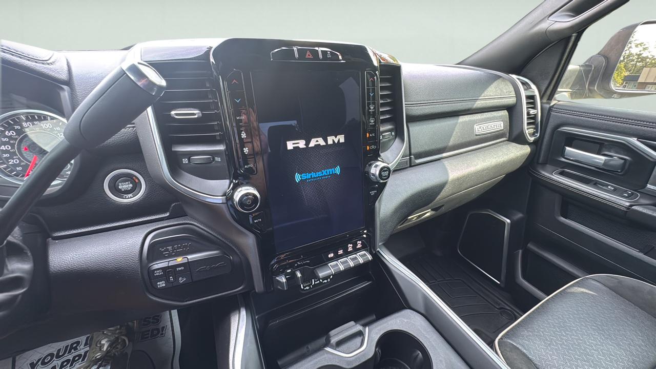 RAM 2500 Laramie Crew Cab SWB 4WD 2021