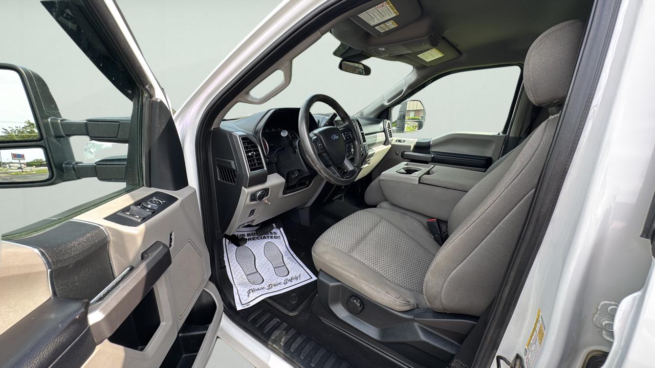 Ford F-250 SD XLT Crew Cab 4WD 2020