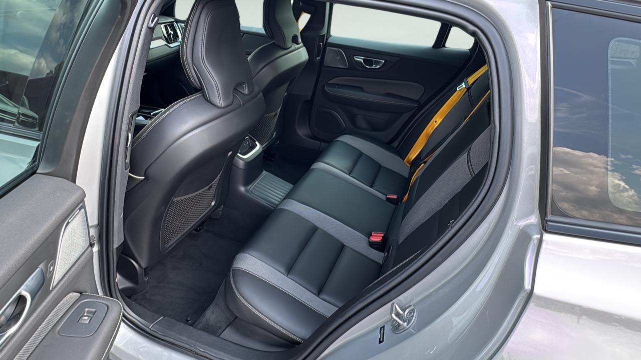 Volvo V60 T8 Polestar Engineered 2024
