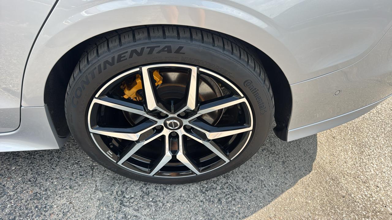 Volvo V60 T8 Polestar Engineered 2024