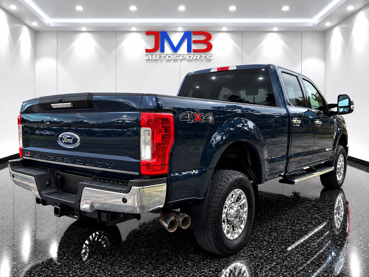 Ford F-250 SD XLT Crew Cab Long Bed 4WD 2019