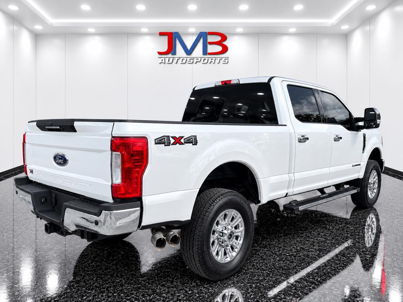Ford F-350 SD Lariat Crew Cab 4WD 2019