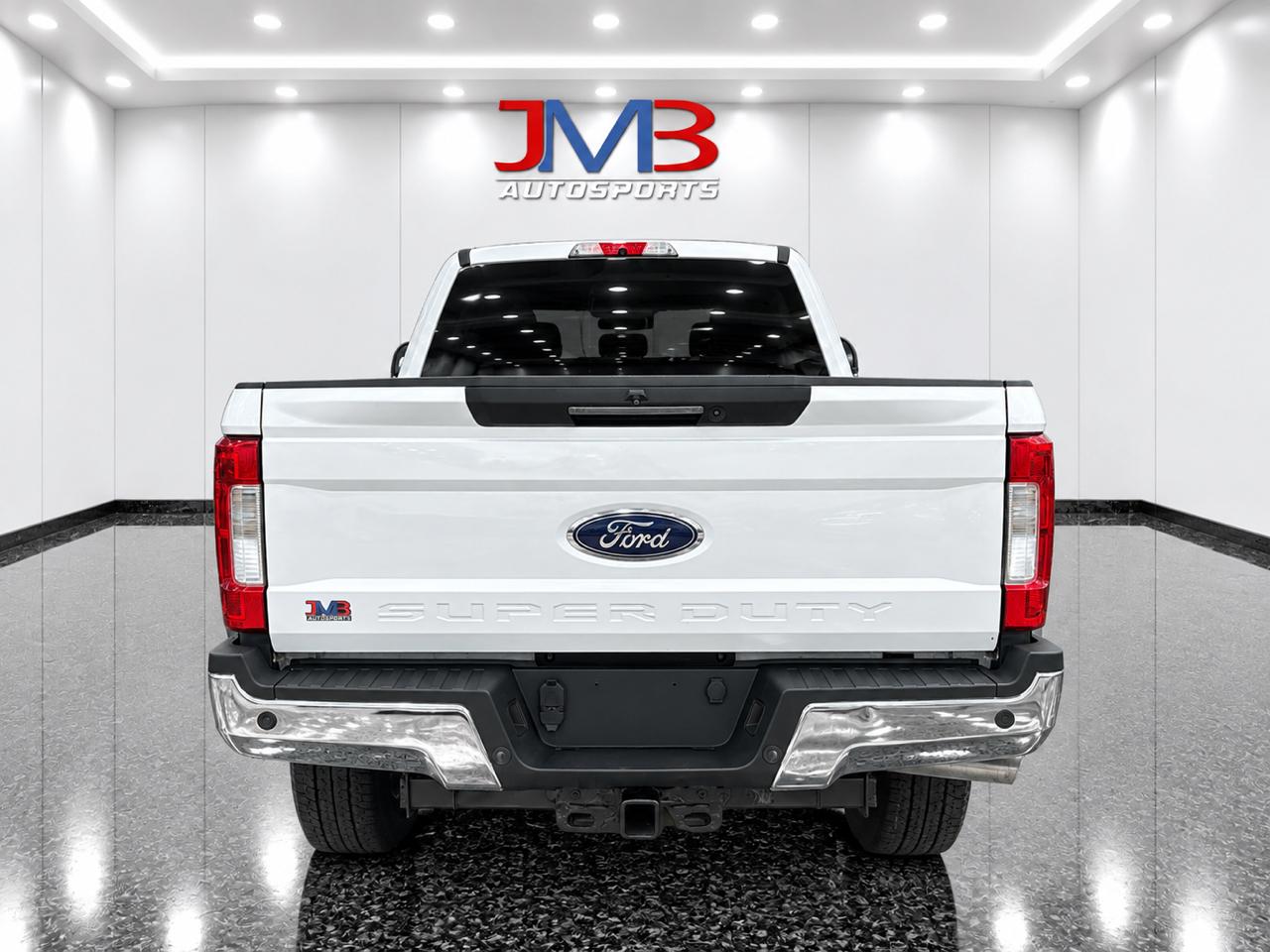 Ford F-350 SD Lariat Crew Cab 4WD 2019