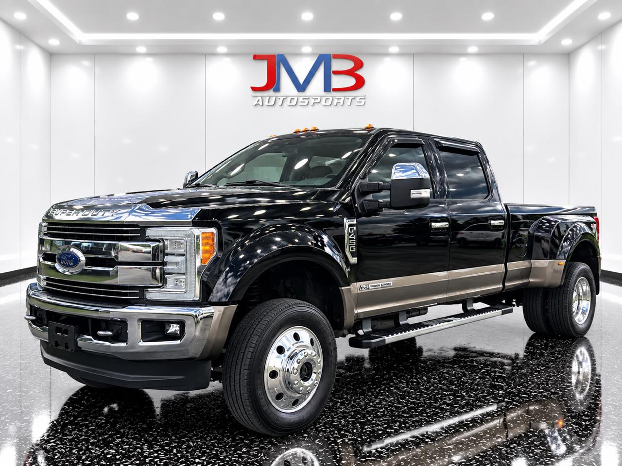 Ford F-450 SD Lariat Crew Cab DRW 4WD 2017