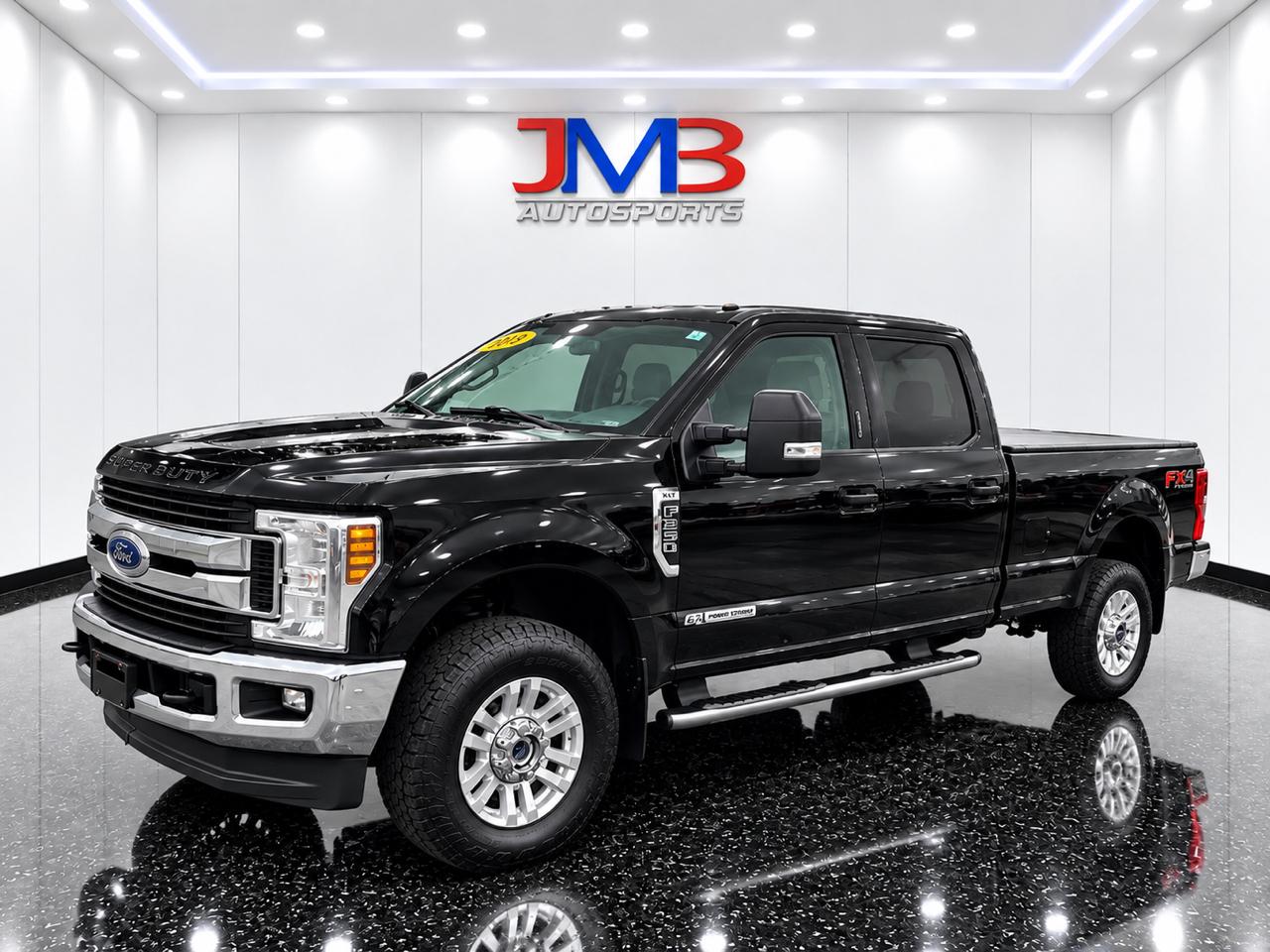Ford F-250 SD XLT Crew Cab LWB 4WD 2019