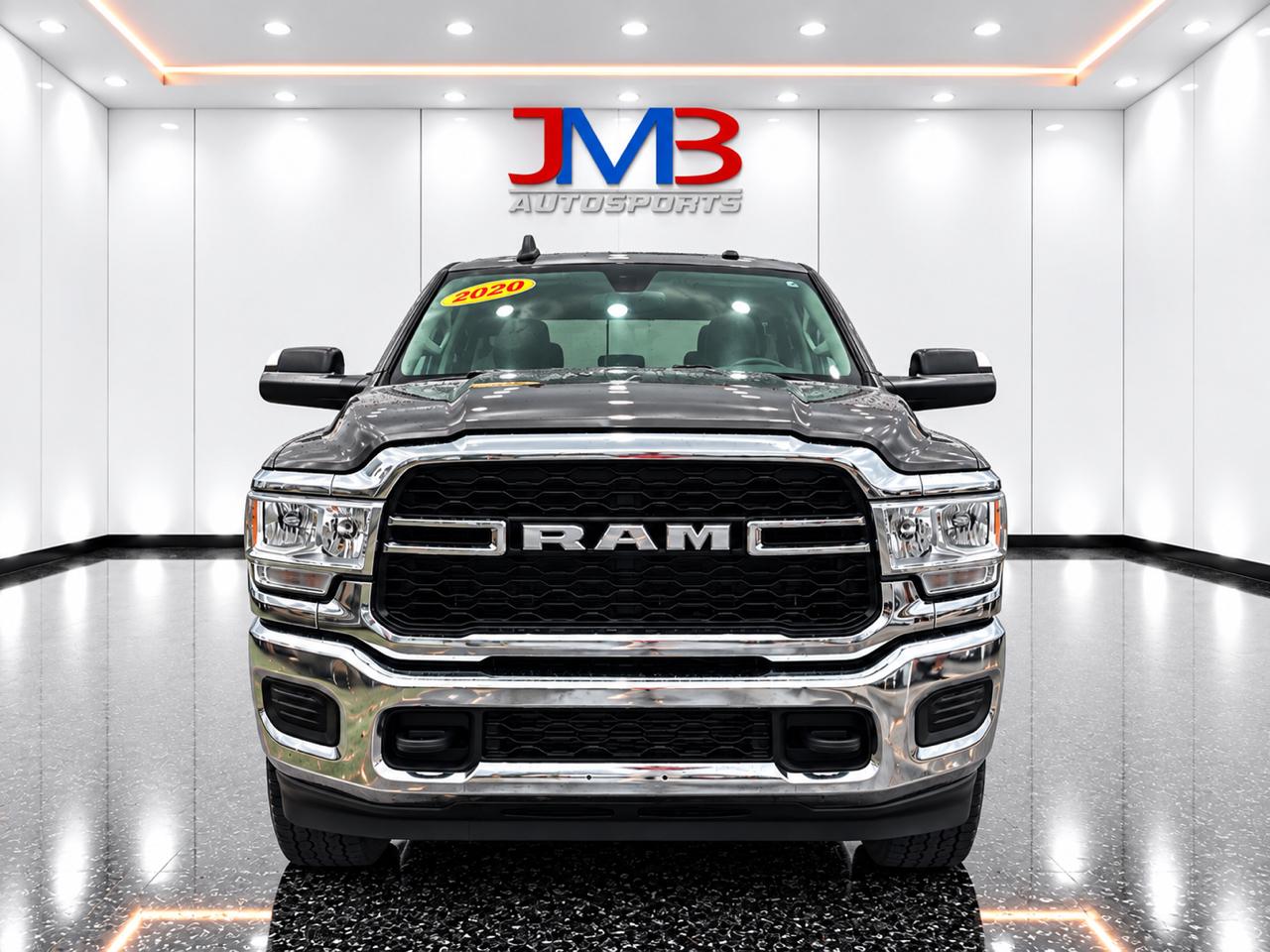 RAM 3500 Tradesman Crew Cab 4WD 2020
